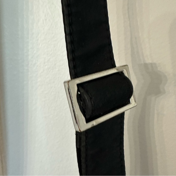 Vera Bradley Women’s Black Crossbody with Pocket and Cheetah Print Lining GUC - Picture 9 of 12